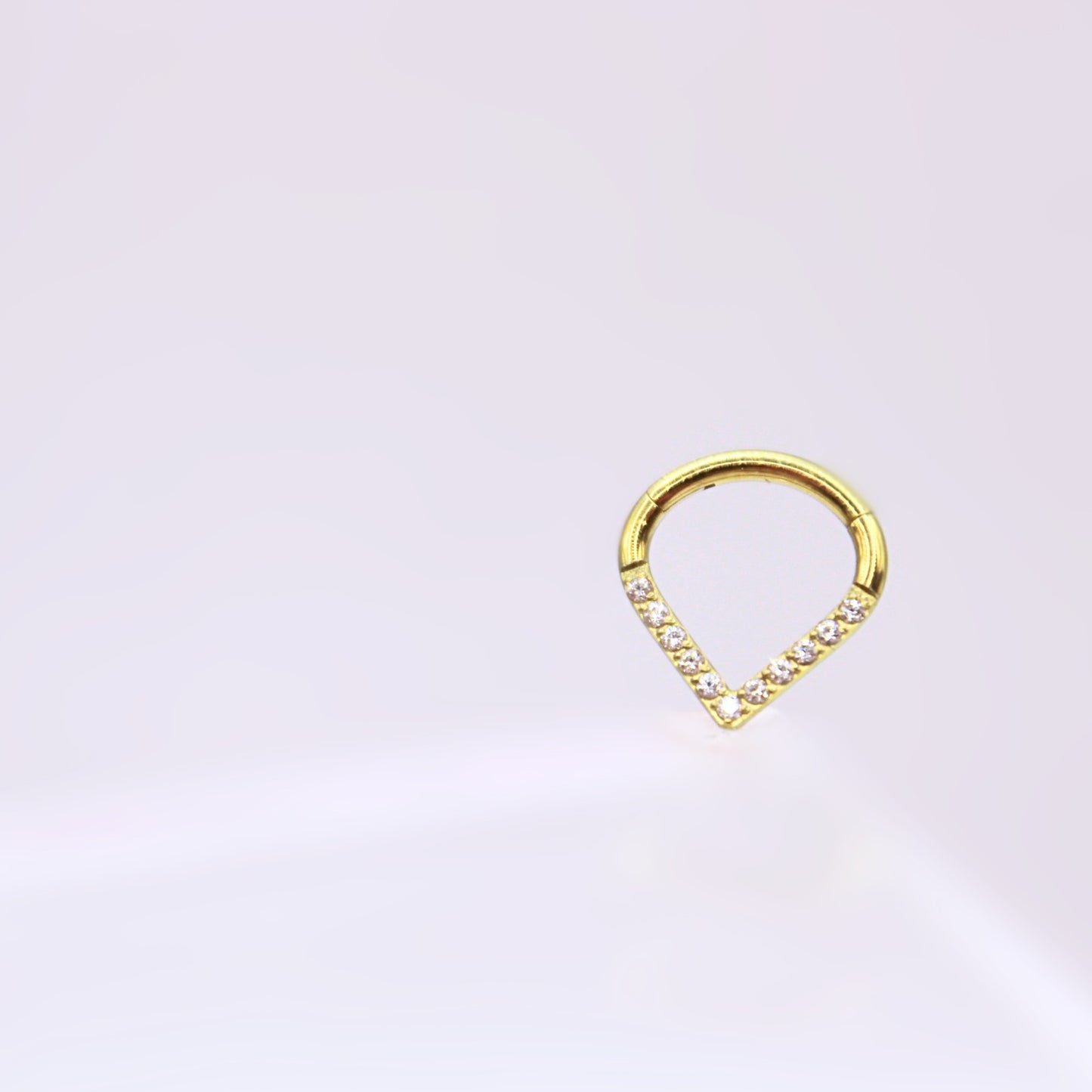 Aro Clicker diseño "V" Titanio