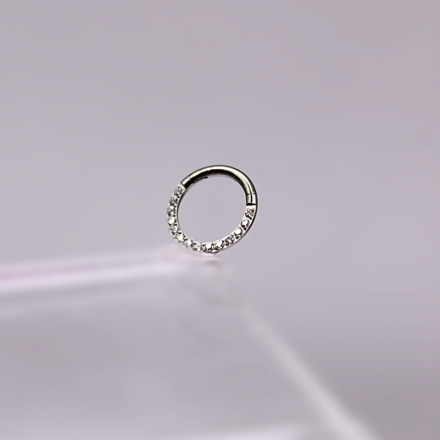 Aro Clicker con Zirconias de frente- Titanio