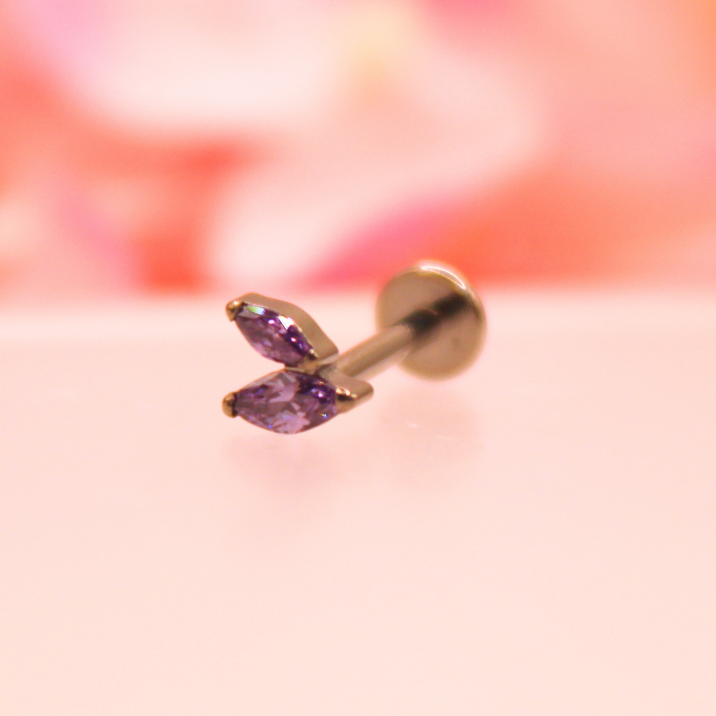 Labret hojita doble zirconias moradas - Titanio