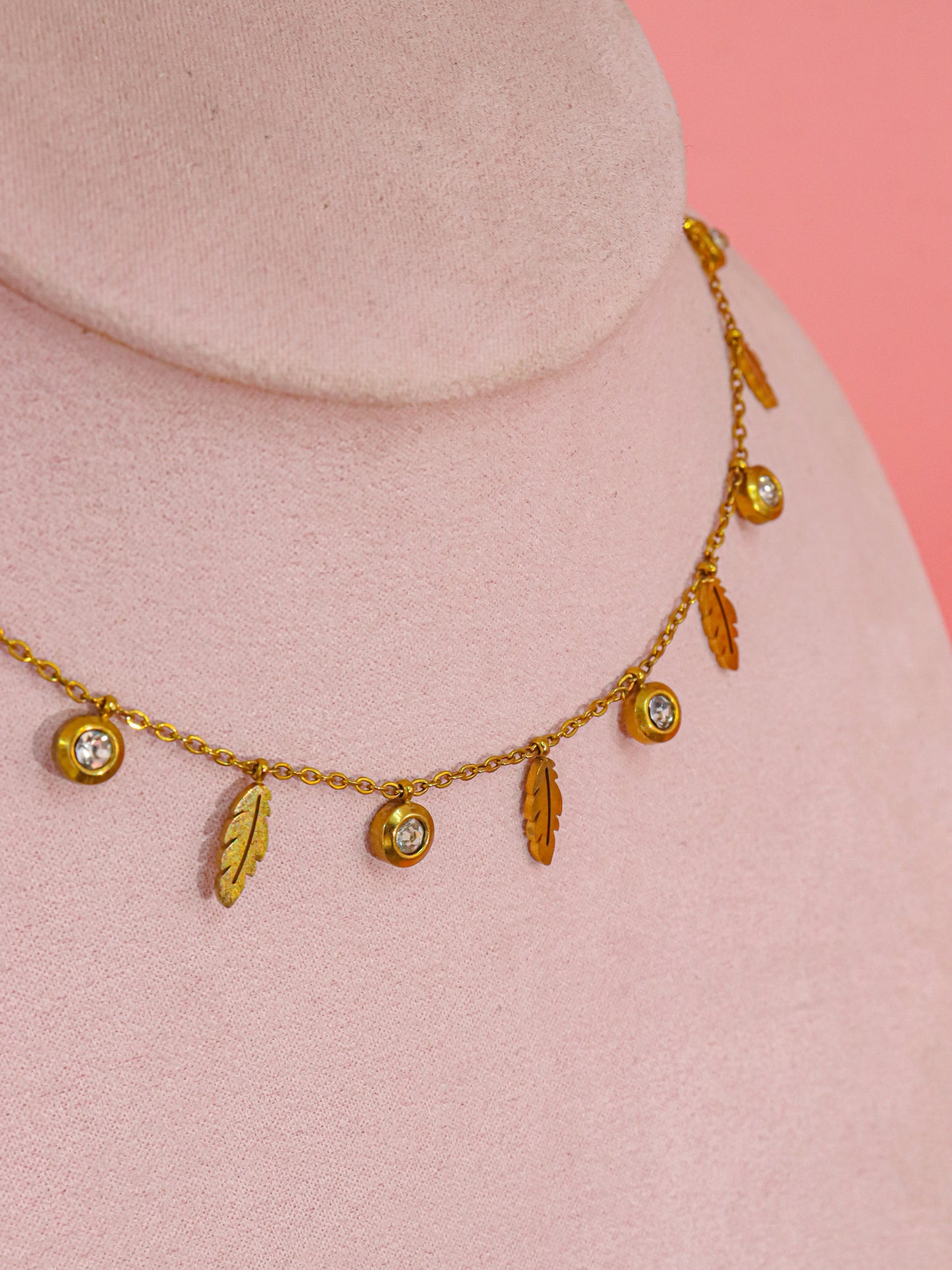 Collar de Plumas