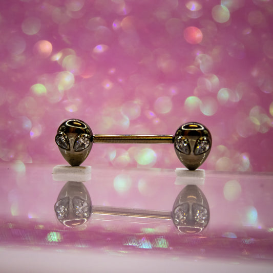 Barbell titanio para pezón con Aliens -Titanio