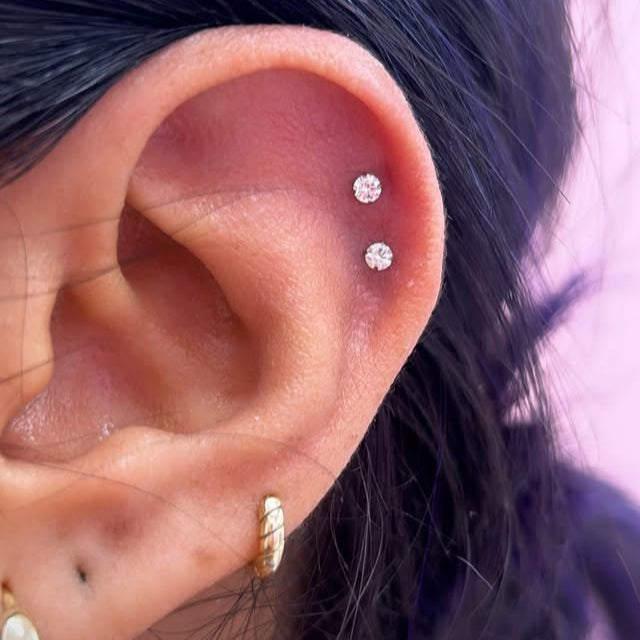 Piercing oreja y nariz zirconia 2.5mm - Titanio