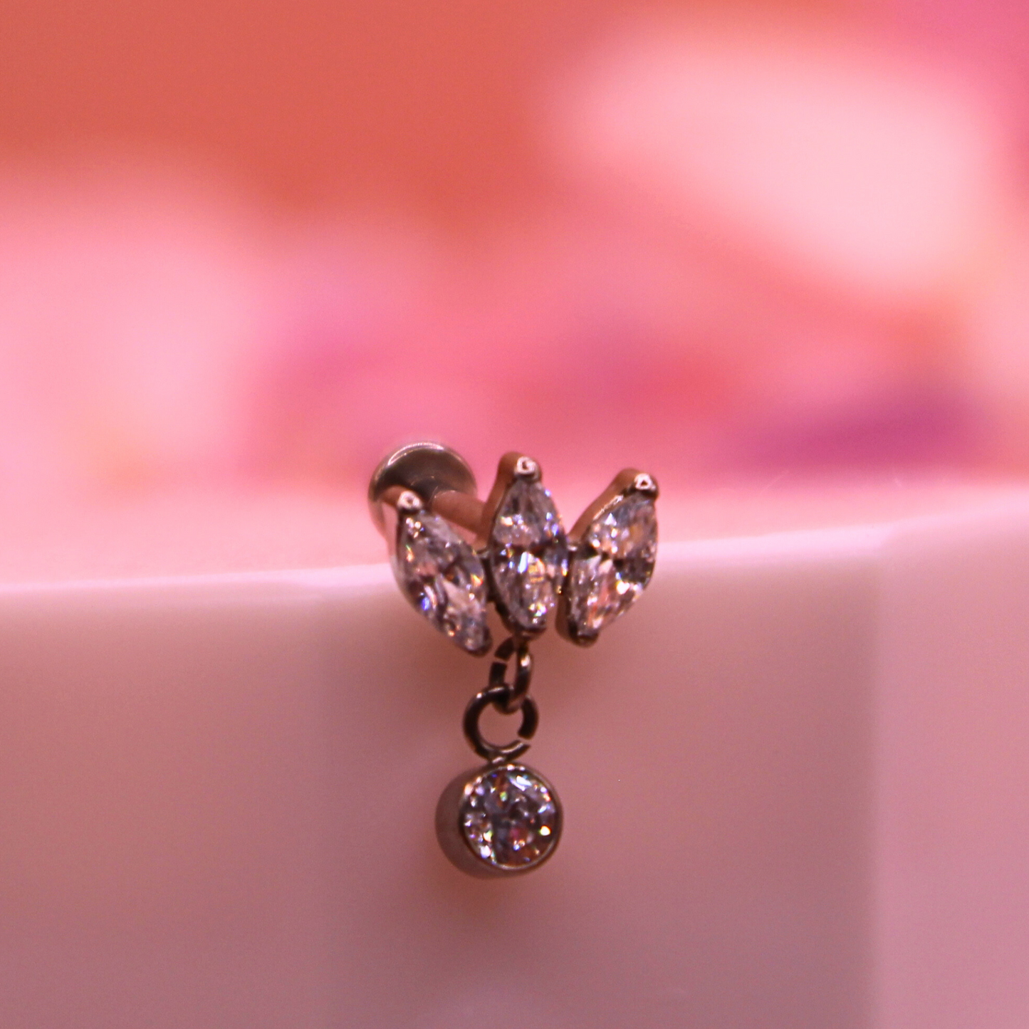 Labret Coronita con Colgante - Titanio