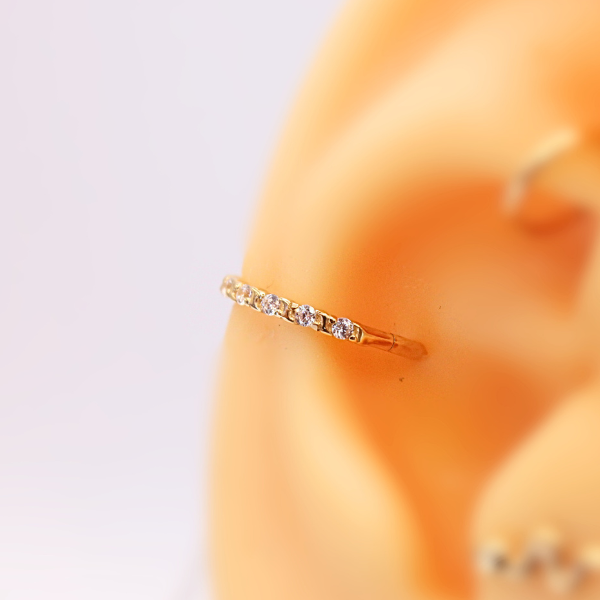 Aro Clicker con Zirconias- Oro solido 14k