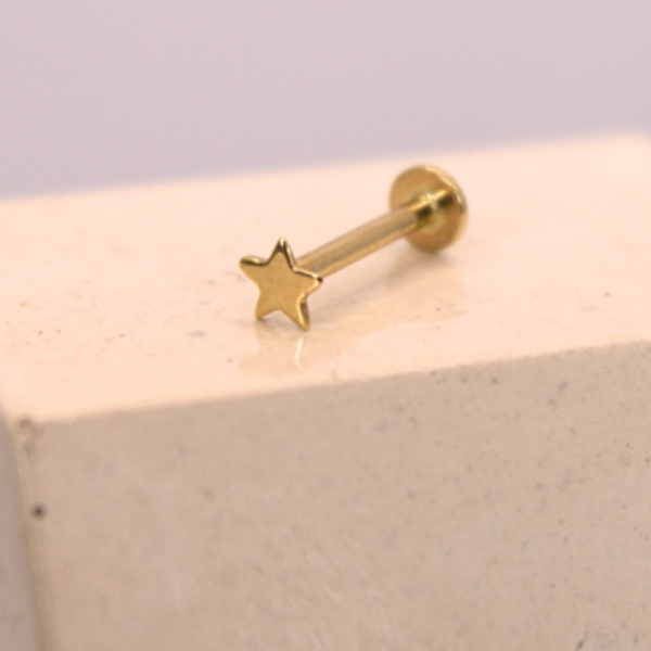 Labret Estrella- Oro solido 14k
