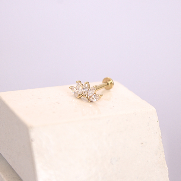 Labret Flor de Loto con Zirconias- Oro solido 14k
