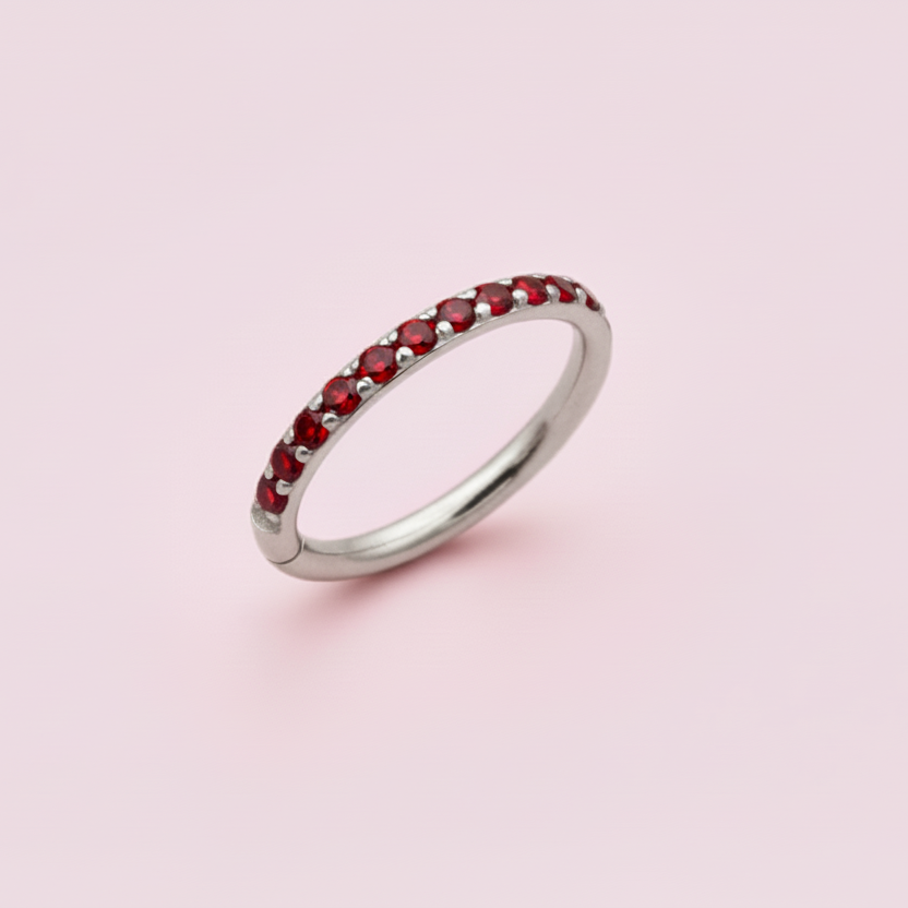 Piercing Aro Clicker con Zirconias Rubí -  Titanio
