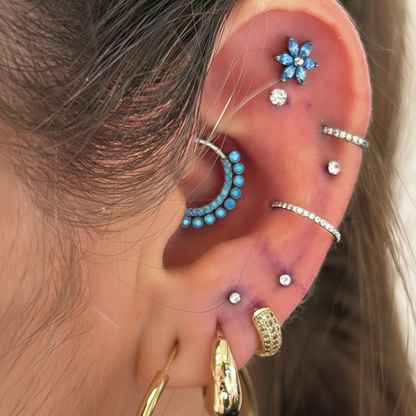Aro con zirconias -  Titanio