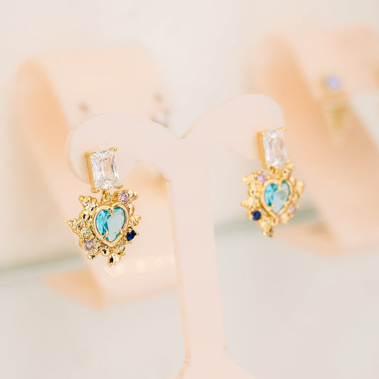 Aretes largos zirconia azul corazón - Oro laminado premium 14k