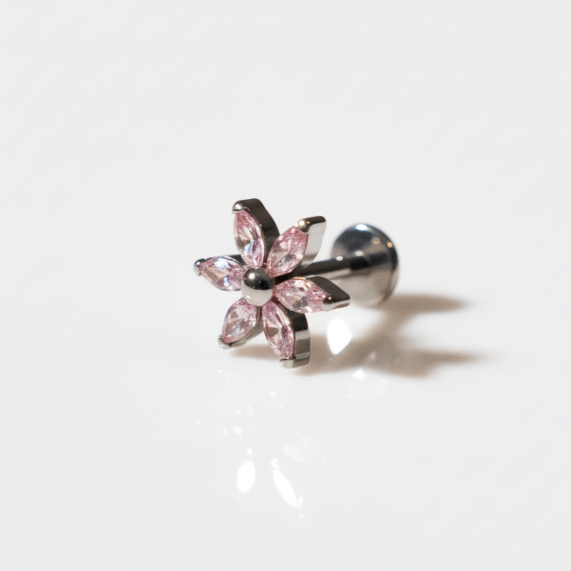 Piercing Margarita Rosa - Labret Titanio