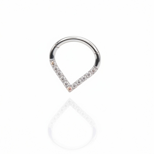 Aro Clicker diseño "V" Titanio