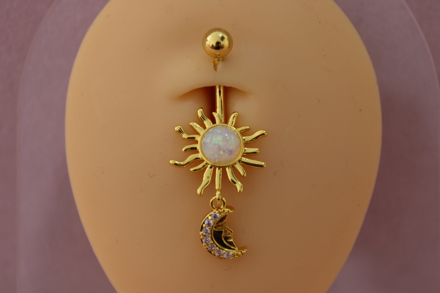 Piercing Luna y Sol Dorada - Acero Quirúrgico