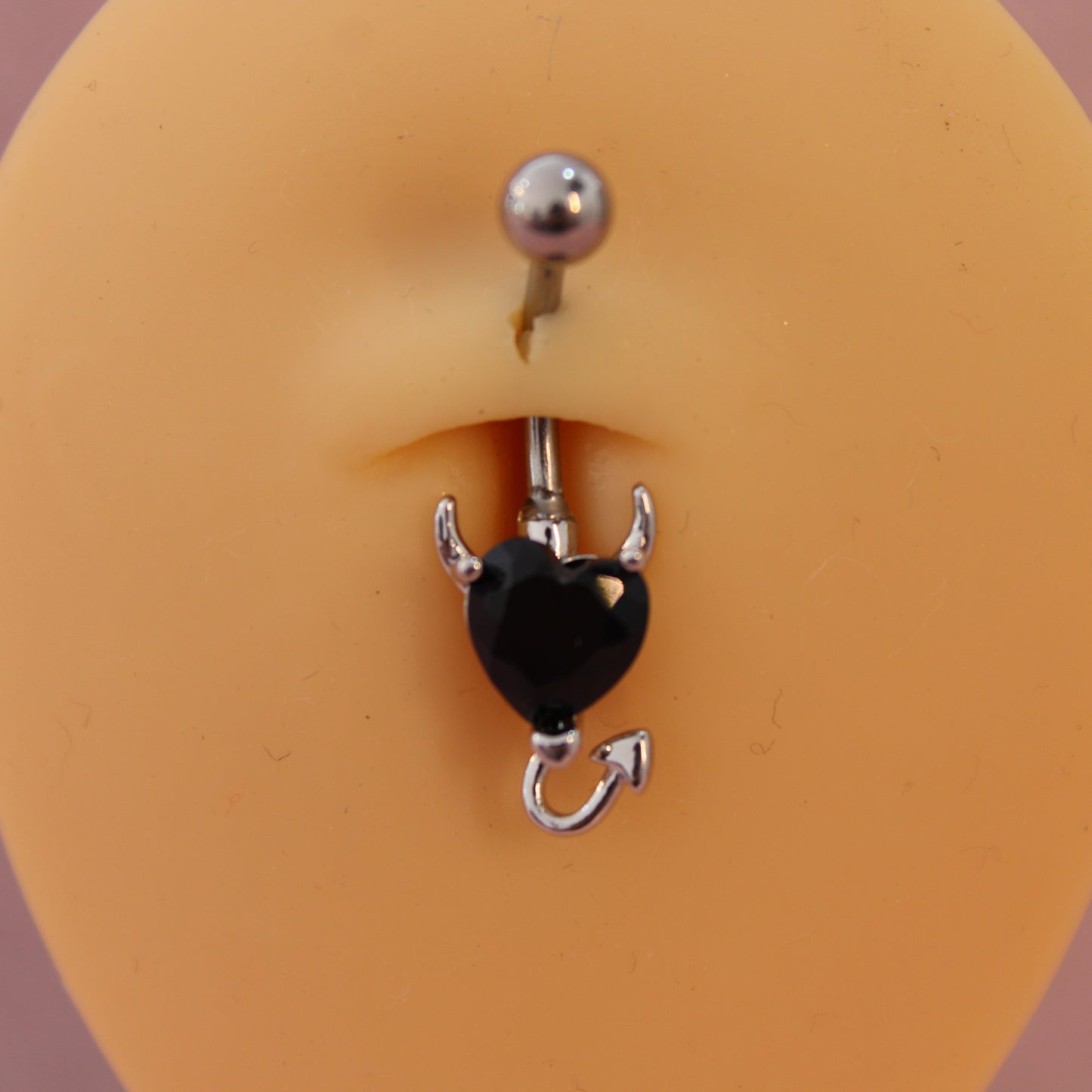 Piercing Ombligo Diablito Corazon Negro - Acero Quirúrgico