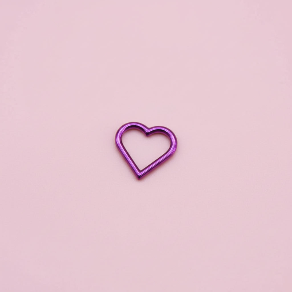Piercing Corazón Rosa Fucsia - Titanio (Clicker)