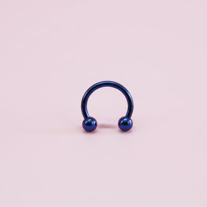 Piercing herradura Azul Oscuro  - Titanio