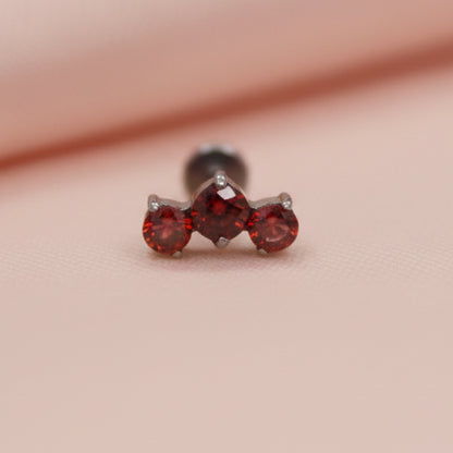 Piercing Triple Garnet - Titanio