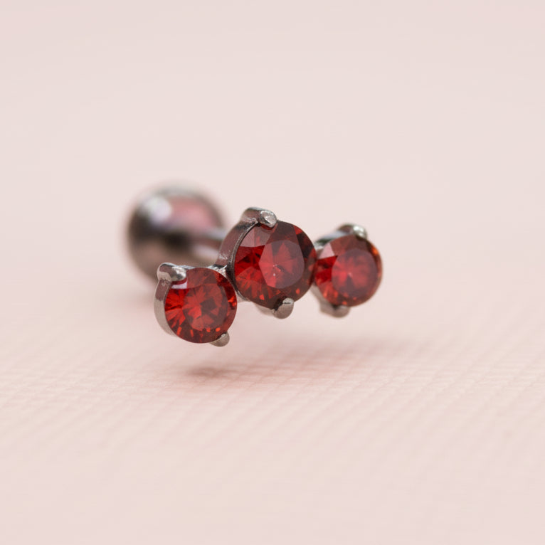 Piercing Triple Garnet - Titanio