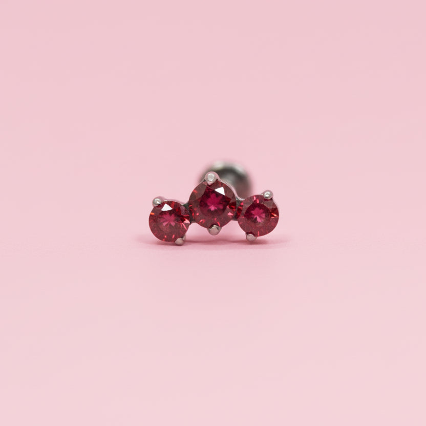 Piercing Triple Garnet - Titanio