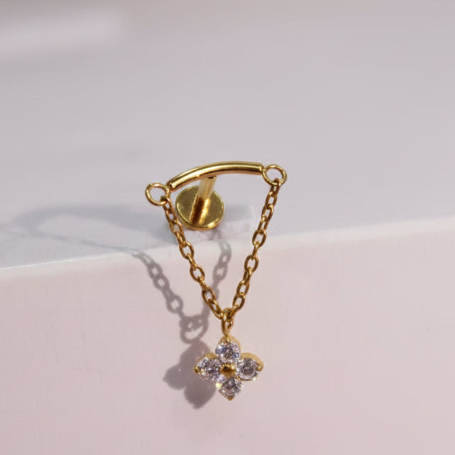 Piercing dorado helix flor colgante- Titanio (Labret)