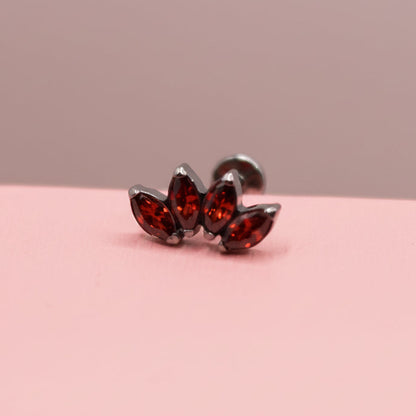 Piercing Flor de Loto 4 pétalos Rubí  - Titanio