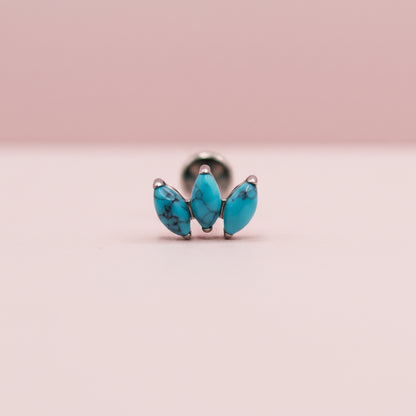 Piercing Flor de Loto 3 Pétalos Ópalo Turquesa- Titanio (Labret )