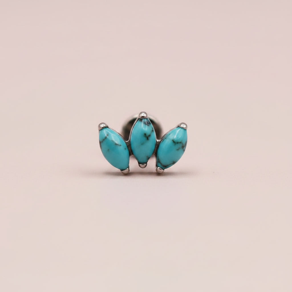 Piercing Flor de Loto 3 Pétalos Ópalo Turquesa- Titanio (Labret )