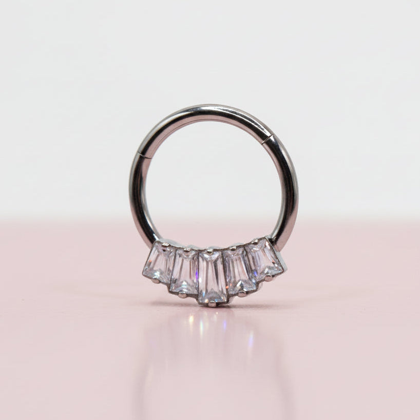Piercing Aro clicker maxi cristales de zirconias  blancas- Titanio