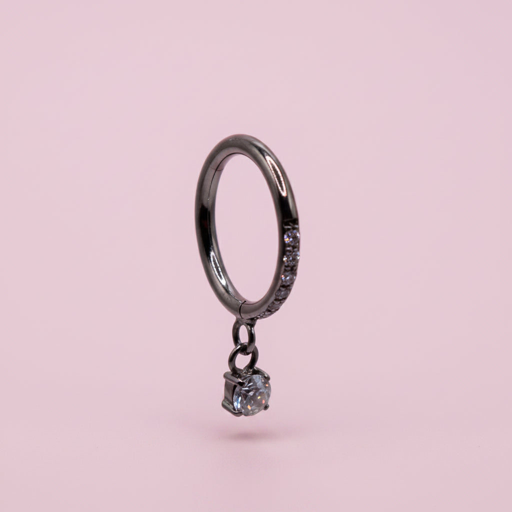 Aro clicker con zirconia colgante para lóbulo, helix, nostril  - Titanio