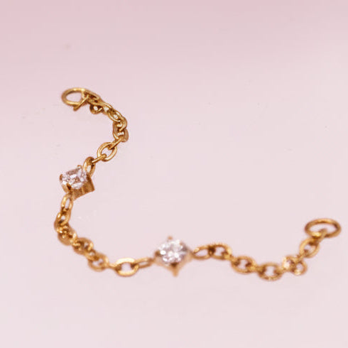 Cadena con zirconias - Titanio (PVD GOLD)