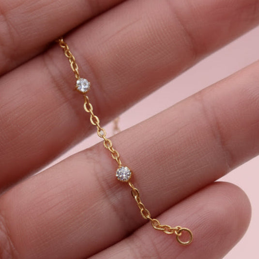 Cadena con zirconias - Titanio (PVD GOLD)