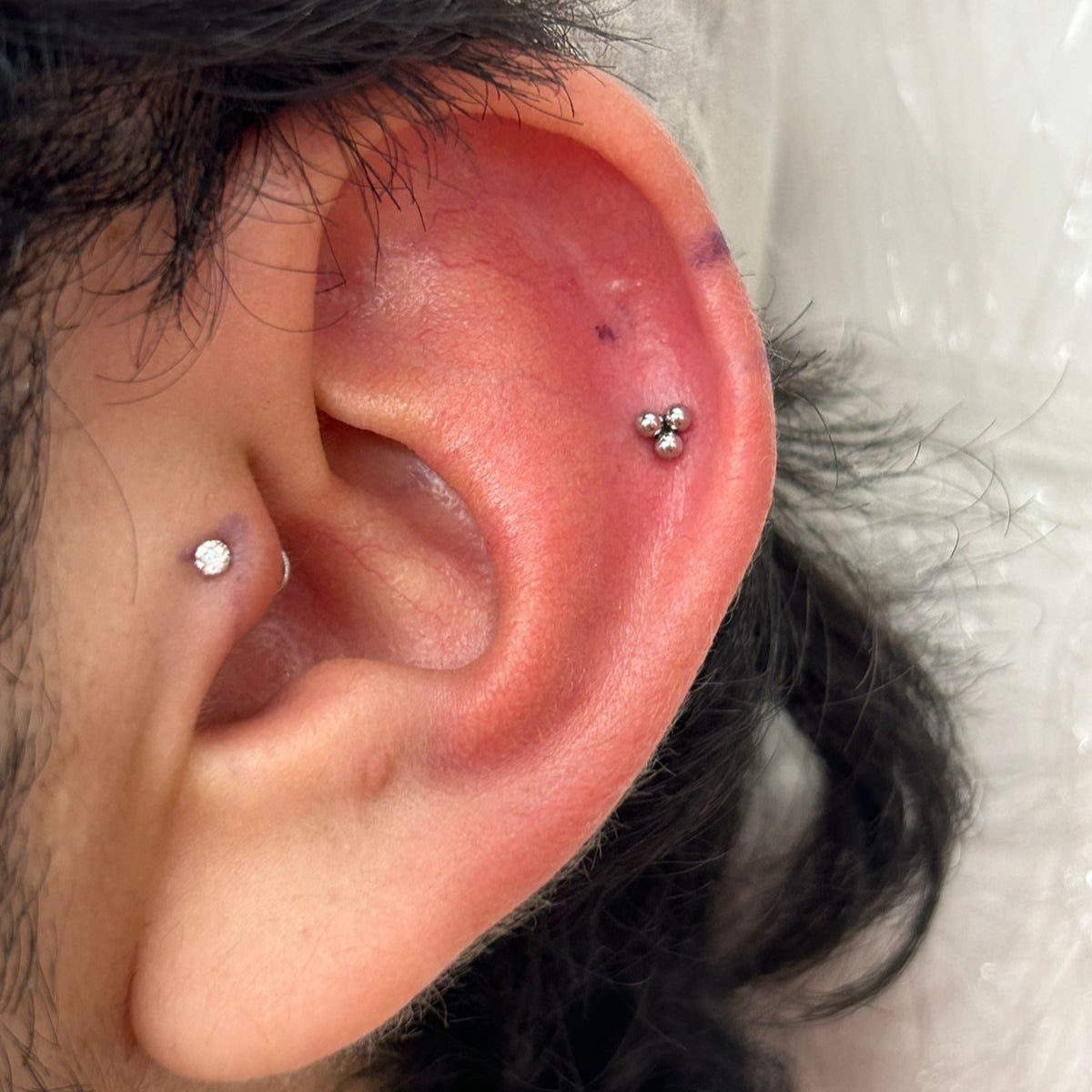 Labret tres esferitas - Titanio