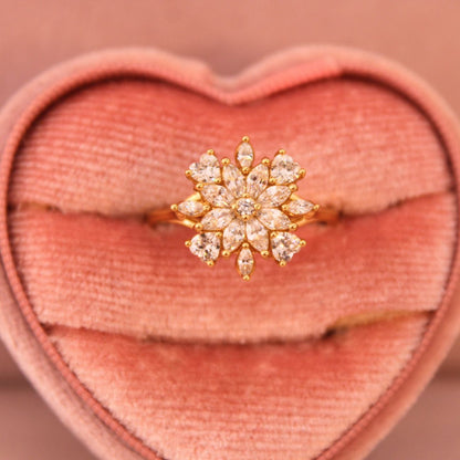 Anillo flor de zirconias - Oro laminado 14k
