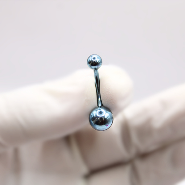 Barbell Curvo Titanio para Ombligo diseño básico