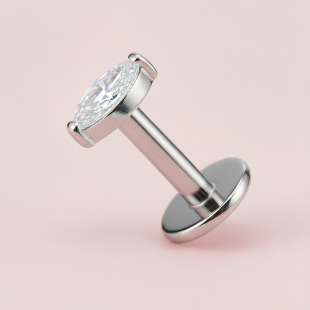 Piercing  Rombi Blanco - Titanio (Labret)