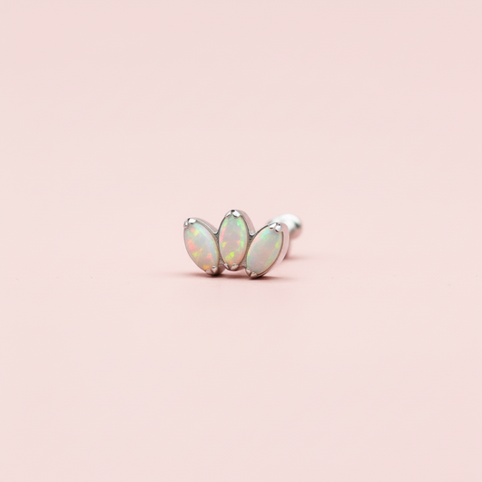 Piercing Flor de Loto 3 Pétalos Ópalo tornasol - Titanio (Labret )
